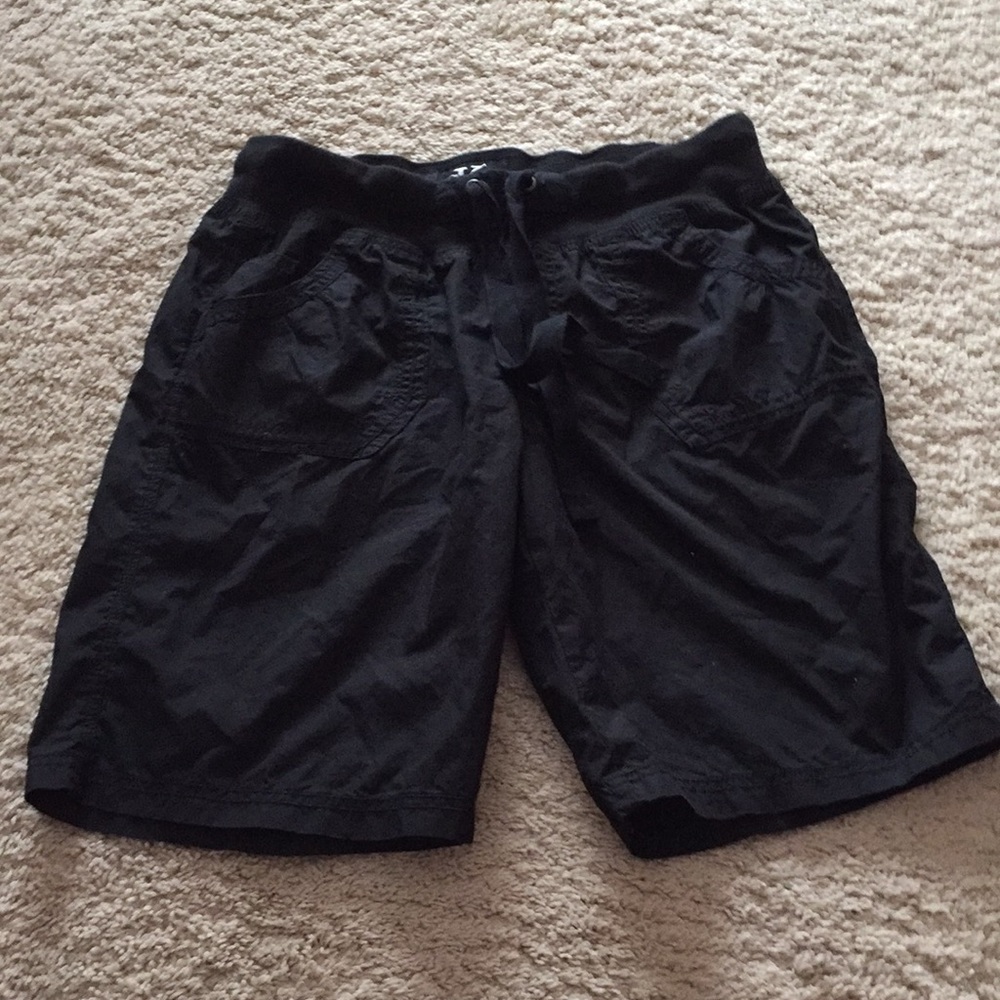 Calvin Klein women’s M black shorts